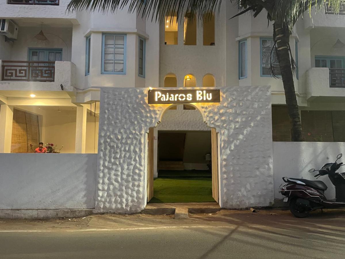 Pajaros Blu Hotel Calangute Bagian luar foto